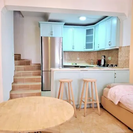 Detached Greek House In The Hearth Of Bazaar Casa vacanze