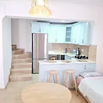 Detached Greek House In The Hearth Of Bazaar * Cesme