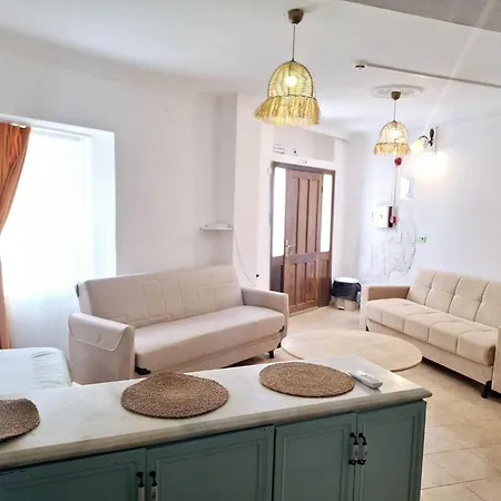 Detached Greek House In The Hearth Of Bazaar Σπίτι διακοπών