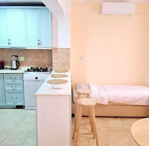 Detached Greek House In The Hearth Of Bazaar Casa de Férias Çeşme